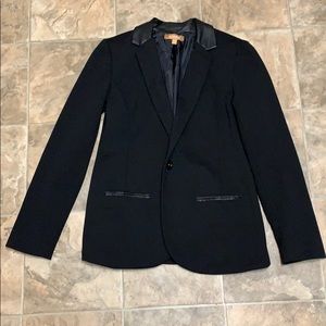 Ellen Tracy fitted black blazer